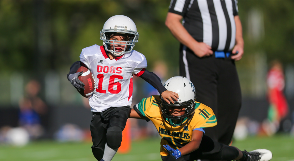 Register NOW for our 2023 Football & Cheer Season 